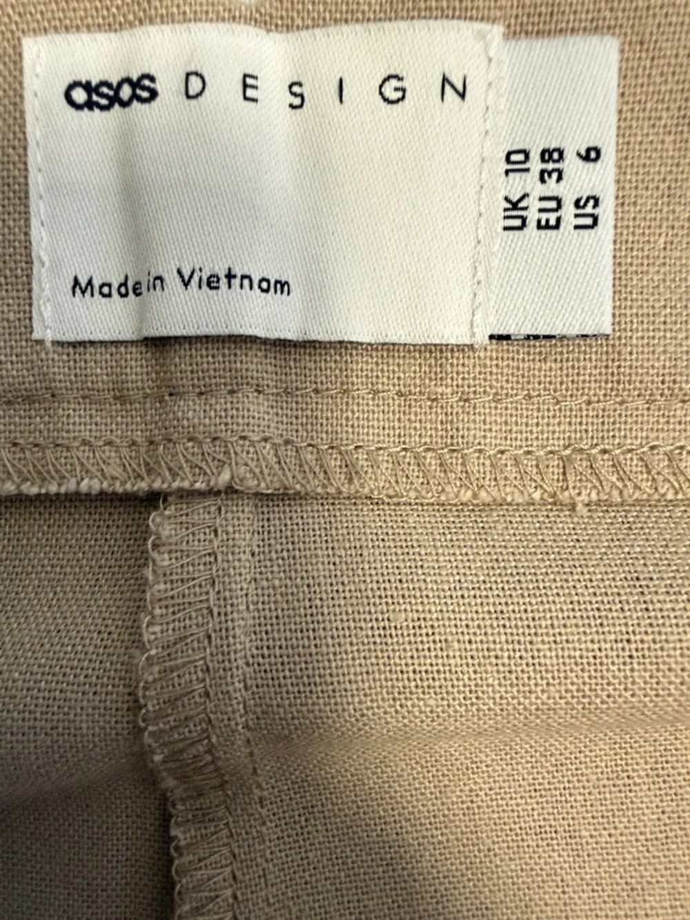 ASOS DESIGN Pleated High Waisted Linen Blend Safari Shorts in Stone/Beige |  6 - Picture 8 of 12